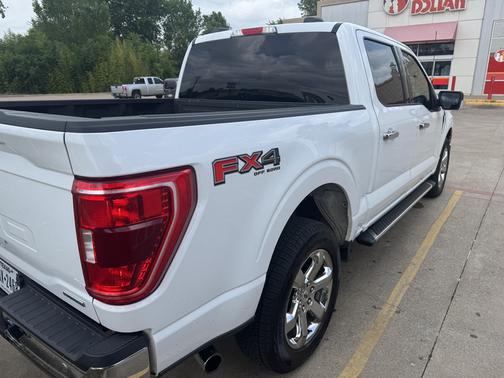 White 2022 Ford F-150 XLT