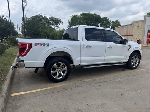 White 2022 Ford F-150 XLT