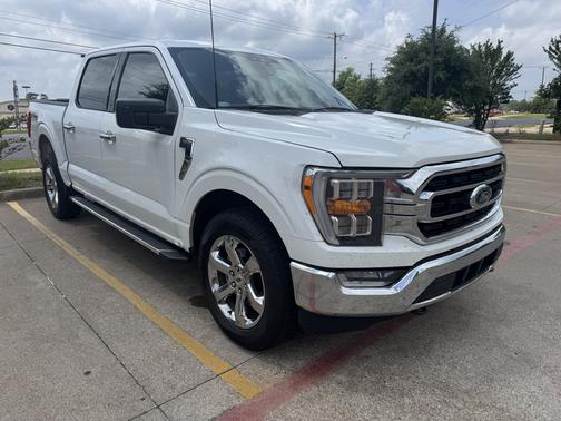 White 2022 Ford F-150 XLT