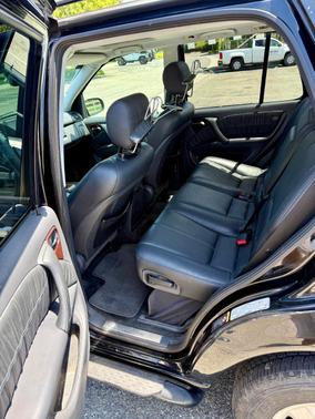 Black 2002 Mercedes-Benz M-Class ML320 4MATIC