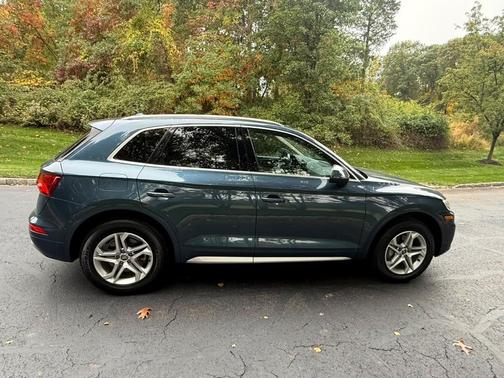 Blue 2018 Audi Q5 2.0T Tech Premium