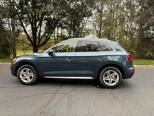 Blue 2018 Audi Q5 2.0T Tech Premium