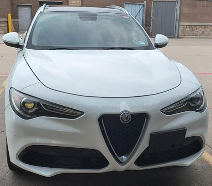 White 2018 Alfa Romeo Stelvio Ti