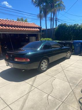 Green 1995 Lexus SC 400 Base