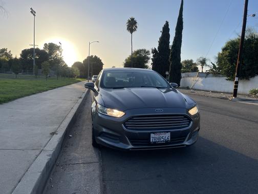 2014 Ford Fusion Hybrid SE