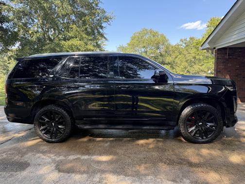 2022 Cadillac Escalade Premium Luxury