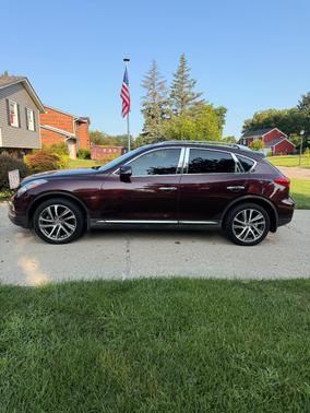 Brown 2016 INFINITI QX50 Base