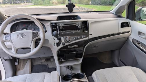 2013 Toyota Sienna LE