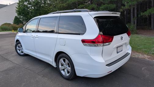 2013 Toyota Sienna LE