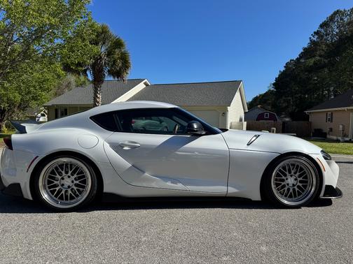 White 2024 Toyota GR Supra 3.0 Premium