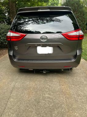 Silver 2015 Toyota Sienna LE