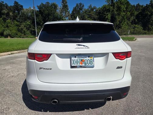 White 2019 Jaguar F-PACE 30t Prestige