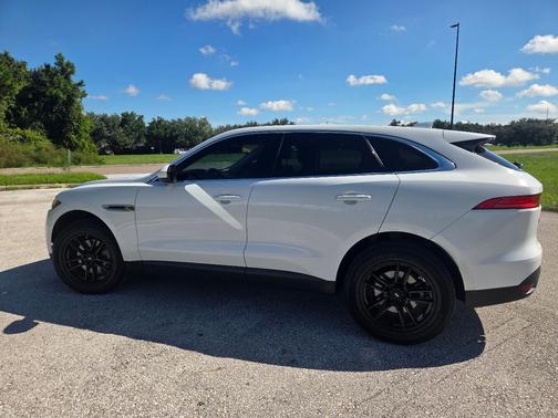 White 2019 Jaguar F-PACE 30t Prestige