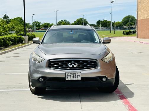 Gray 2010 INFINITI FX35 Base