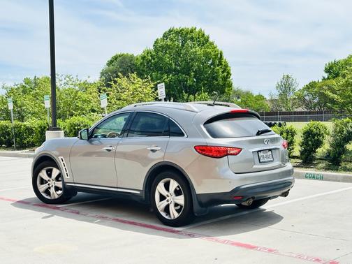 Gray 2010 INFINITI FX35 Base