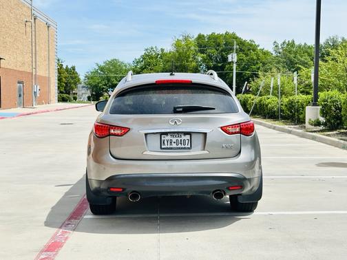Gray 2010 INFINITI FX35 Base