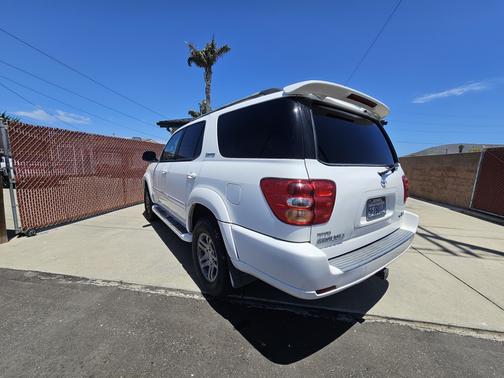 2004 Toyota Sequoia Limited