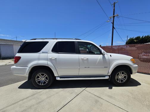 2004 Toyota Sequoia Limited