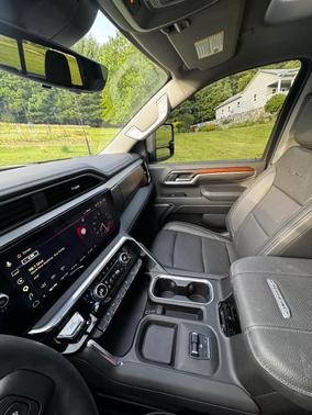 Black 2025 GMC Sierra 2500 Denali