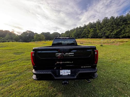 Black 2025 GMC Sierra 2500 Denali
