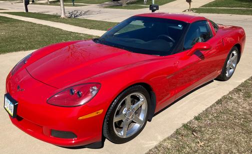 Red 2007 Chevrolet Corvette Base