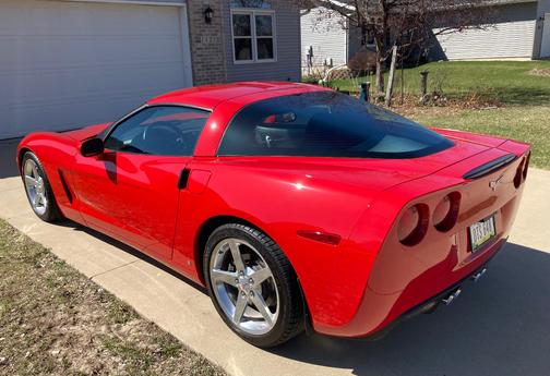 Red 2007 Chevrolet Corvette Base
