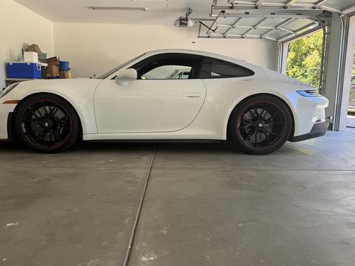 2022 Porsche 911 GT3 w/Touring Package