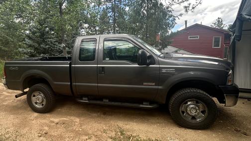 2006 Ford F-250 Lariat SuperCab Super Duty
