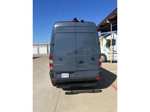 2018 Mercedes-Benz Sprinter 2500 Standard Roof