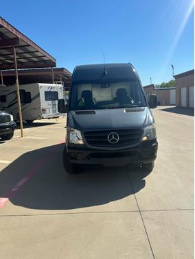 2018 Mercedes-Benz Sprinter 2500 Standard Roof