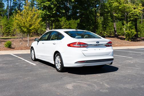 White 2018 Ford Fusion S