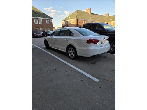 2012 Volkswagen Passat 2.5 SE