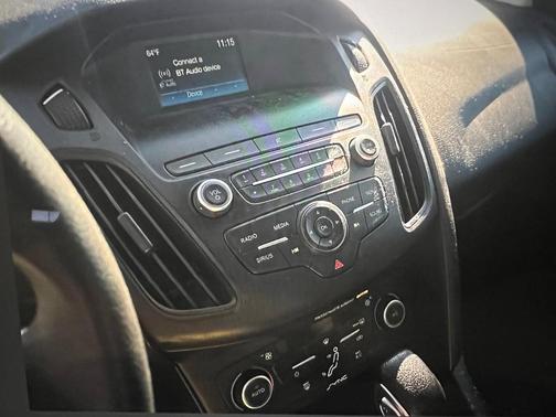Silver 2018 Ford Focus SE