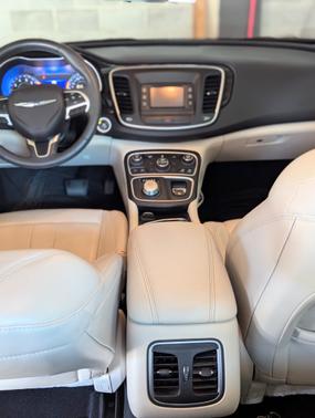 2015 Chrysler 200 C