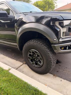 Black 2019 Ford F-150 Raptor