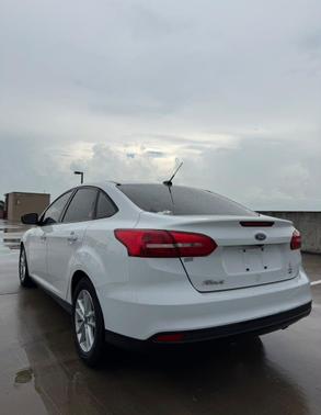 White 2018 Ford Focus SE