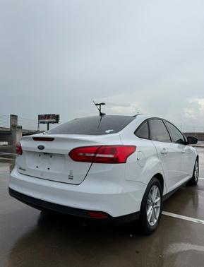 White 2018 Ford Focus SE