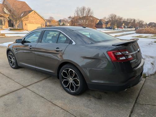 2015 Ford Taurus SHO
