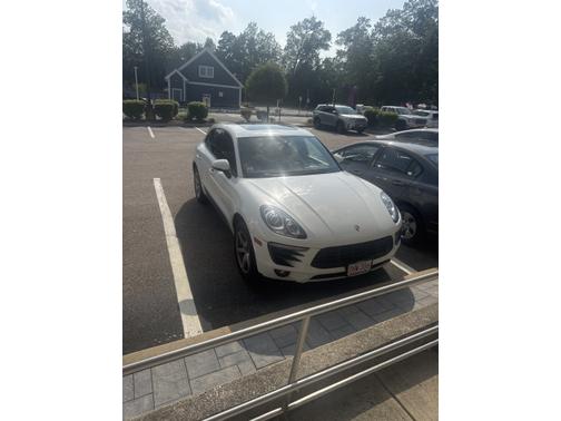 2018 Porsche Macan Base