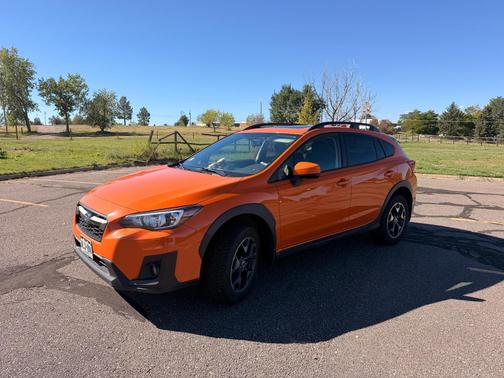 Orange 2018 Subaru Crosstrek 2.0i Premium