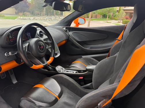 Orange 2016 McLaren 570S Base