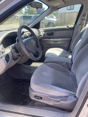 2004 Ford Taurus SES