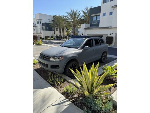 2012 Volkswagen Touareg TDI Sport