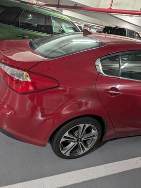 Red 2016 Kia Forte EX