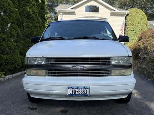 2004 Chevrolet Astro Base