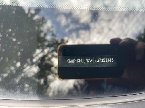 Black 2016 Kia Soul Base