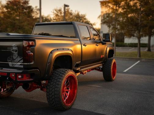 Black 2024 Chevrolet Silverado 2500 LT