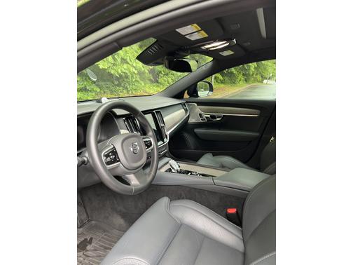 2023 Volvo V90 Cross Country Ultimate