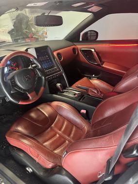 Black 2014 Nissan GT-R Premium
