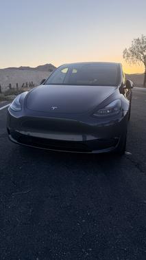 Gray 2022 Tesla Model Y Performance